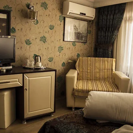 Grand Esen Hotell 3*