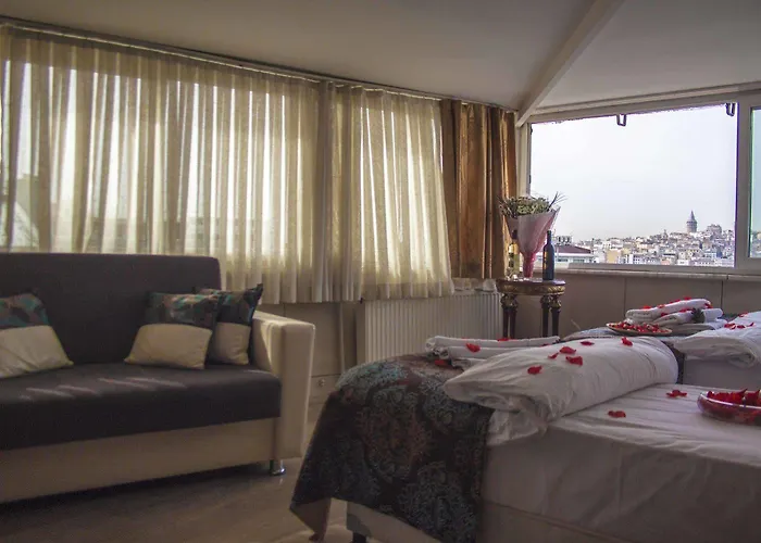 Отель Grand Esen 3*